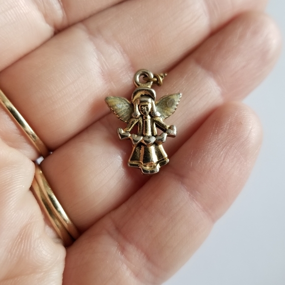 Angel with hearts pendant charm gold tone  silver tone - Picture 2 of 9